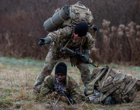 Soldiers complete situational tactical exercise lanes. 